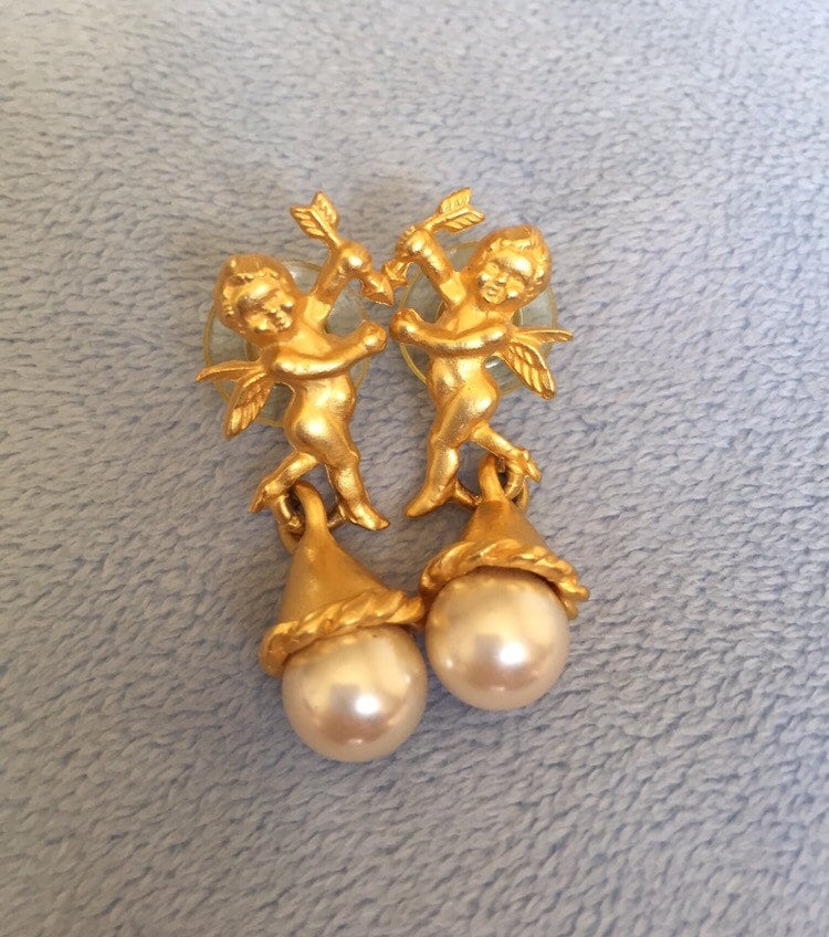 Vintage Jim Shore Engel Putti Ohrringe Mit Kegelperle von LiamBySevanna