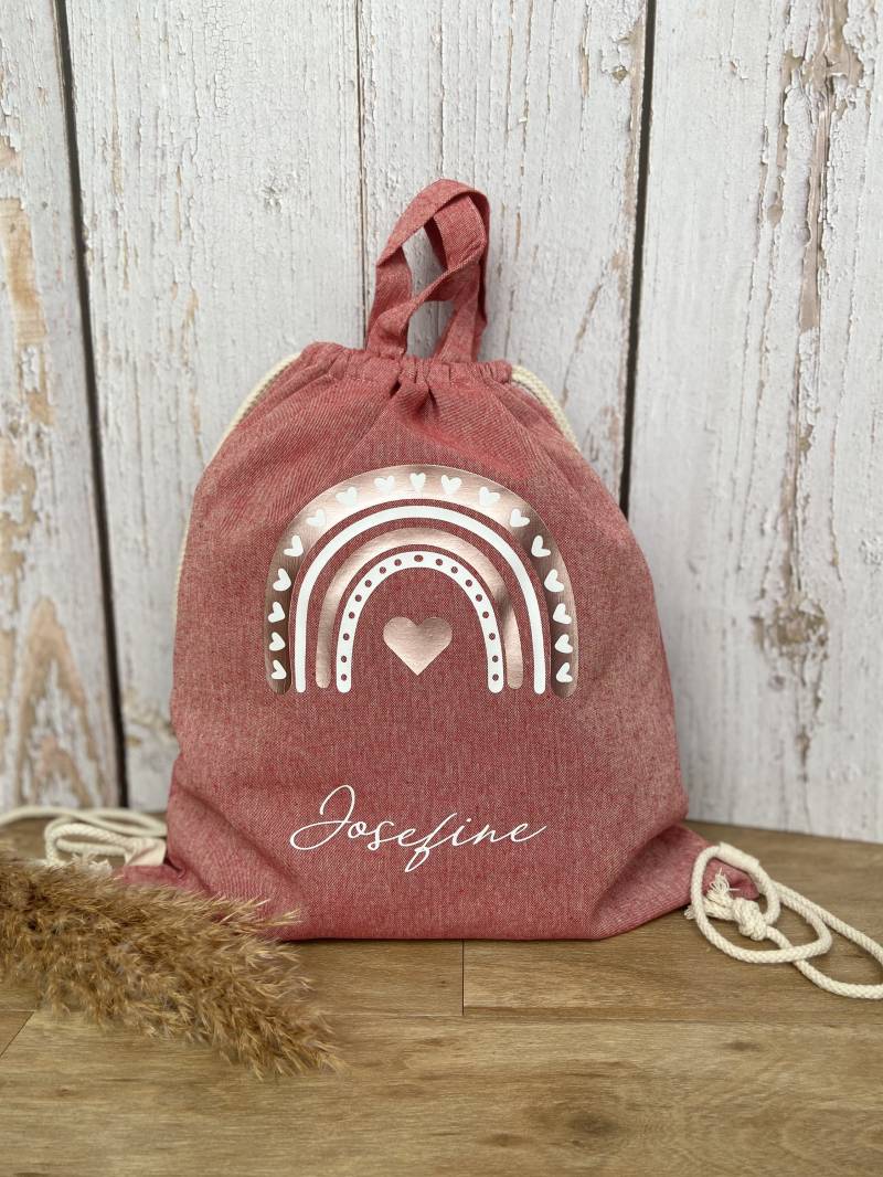Kinder-Rucksack Mit Regenbogen Personalisiert Aus Baumwolle | Turnbeutel Name Wechselkleidung Geschenke Für Kinder Junge Mädchen von LiannoShop