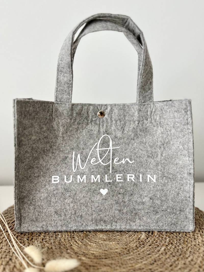 Tasche Aus Filz „Weltenbummlerin"| Shopper | Strandtasche Personalisierbar Mit Name Urlaub Reise Geschenke Freundin Geburtstag von LiannoShop