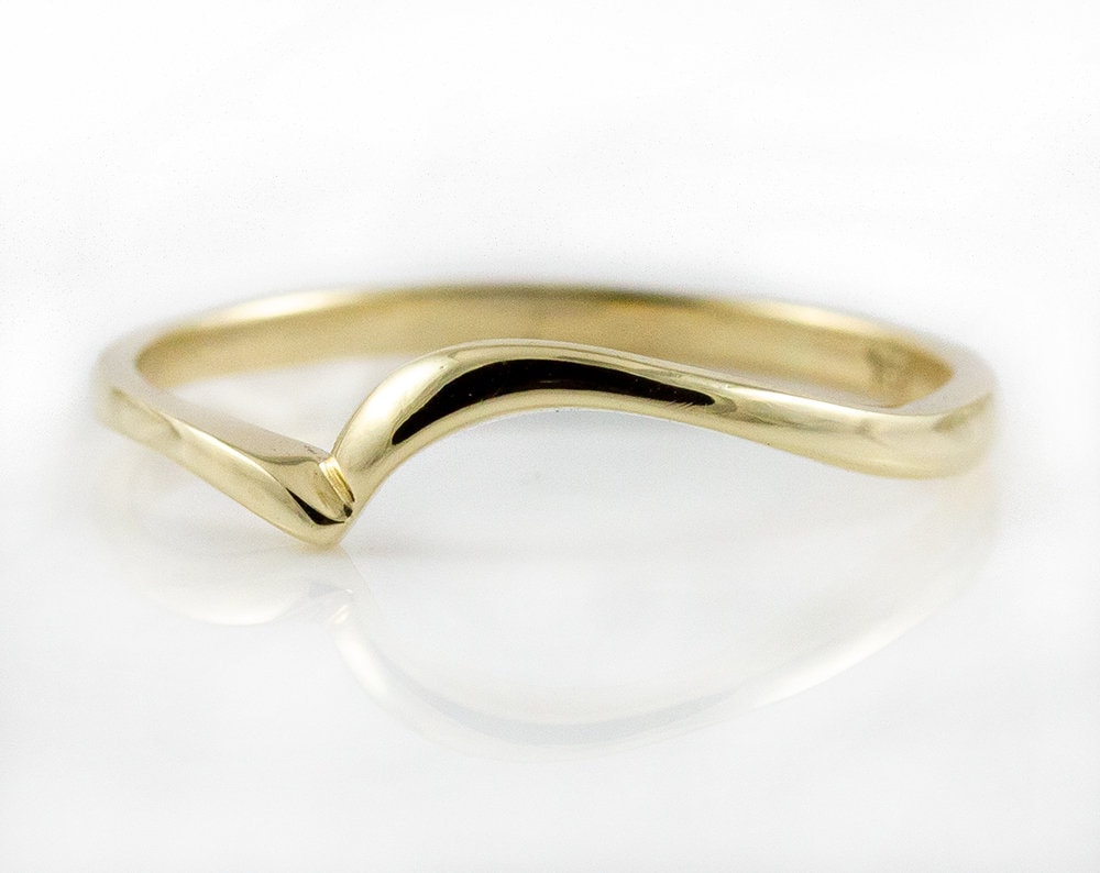 14K Gelbgold Band - Wirbel Design Hochzeitsring Schlichtes Stapelbarer Ring von LiansElegance