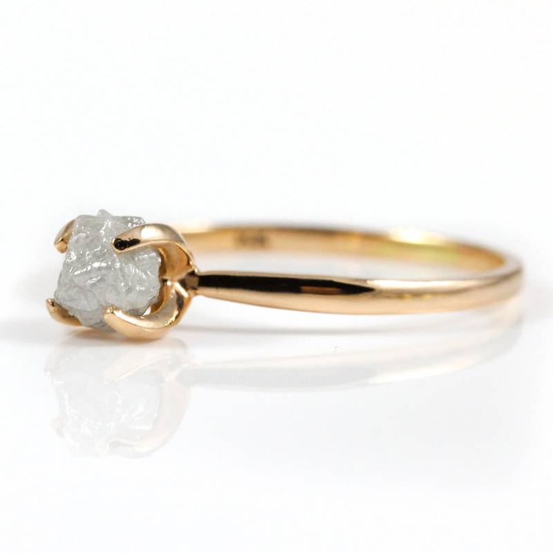 14K Roségoldring Mit Weißem Rohdiamanten - Ungeschnittener Unbehandelter Naturdiamant Konfliktfrei Verlobungsring Hochzeit Solitärring von LiansElegance