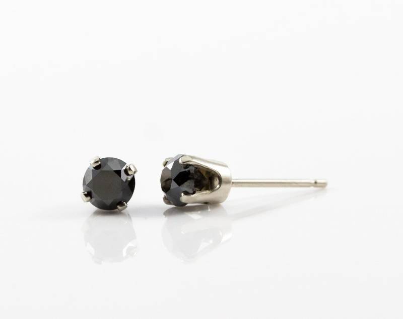 4 Mm Ohrstecker Mit Poliertem Diamant - Schwarze Rundschliff 14K Weißgold Brilliant von LiansElegance