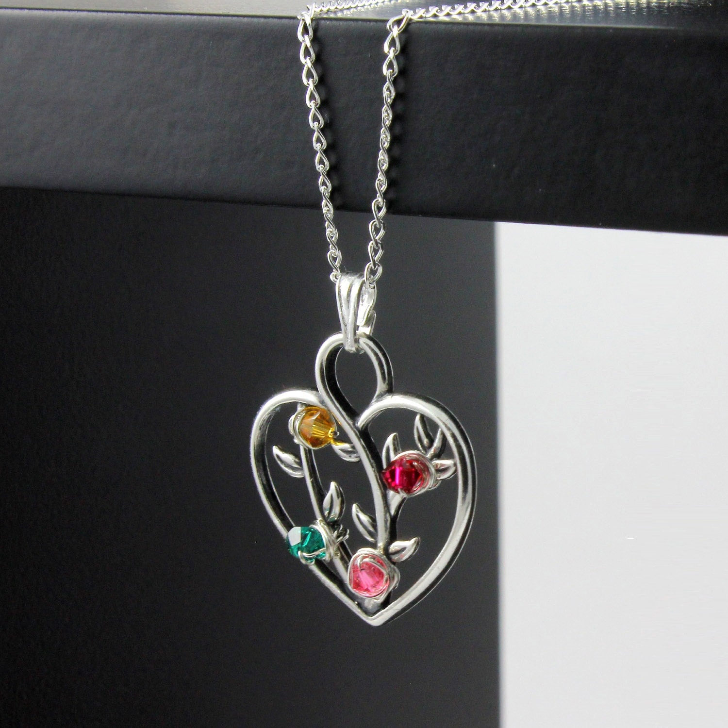 Baum Des Lebens Anhänger - Muttertagsgeschenk Herzanhänger Mit Benutzerdefinierten Geburtssteinen Draht Umwickelter Sterlingsilber Stammbaum von LiansElegance