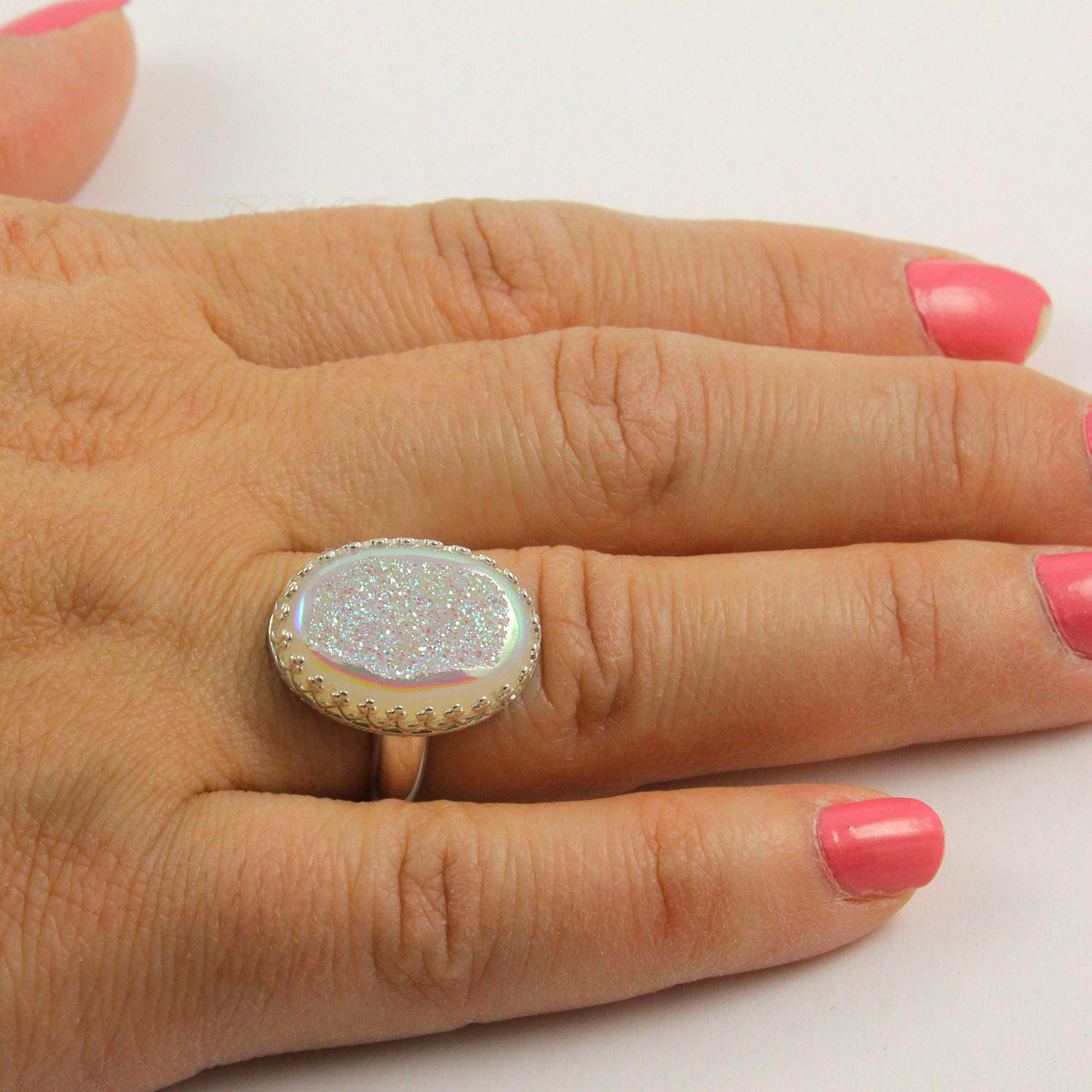 Druzy Quarz Ring - Oval Silber Druzzy Lünette Set Opal Drusy Stein April Birthstone von LiansElegance