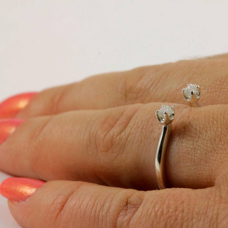 Rohdiamant Offener Design Ring - Sterling Silber Oder 14K Gold Zwei Stein Ringe Rohdiamanten Schwarzer, Weißer Blauer Diamant von LiansElegance