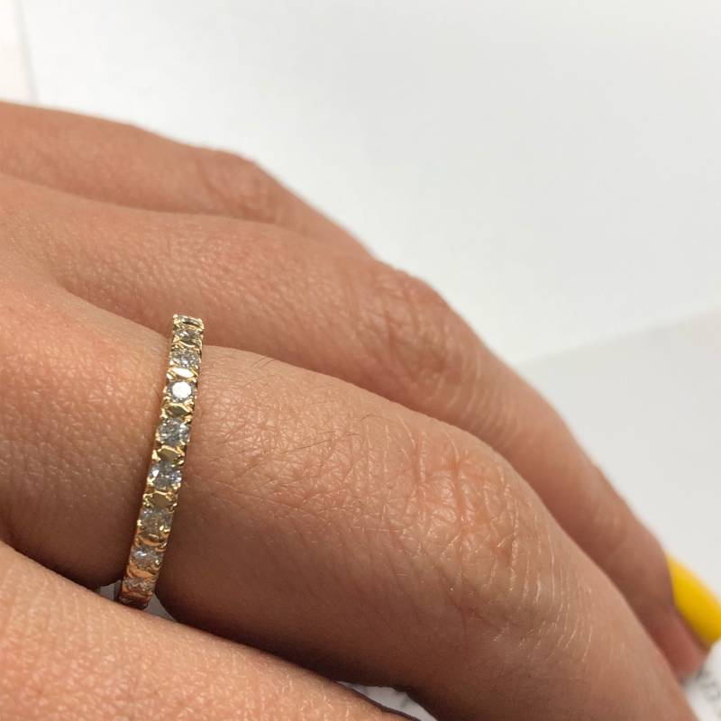 18K Gold Pave Diamant Ewigkeit Ehering von LiatGiladDesign