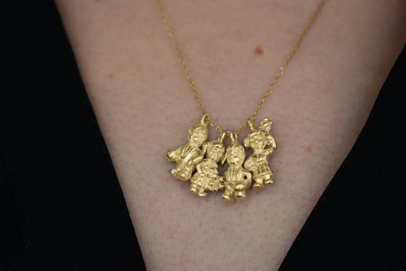 Kinder Charm Halskette, 14K Gold Mutter Junge Mädchen Geschenk Für Mama Sie, Kindercharme, Weibliche Und Männliche Charme, Kindercharme von LiatWaldmanJewelry