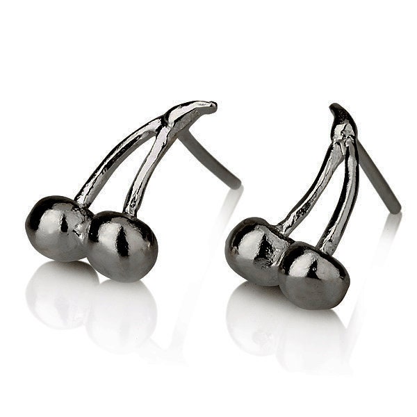Kirsche Ohrringe, Kirschen Silber Kleine Sterling Ohrstecker, Rote Süße Handgemachte Beeren von LiatWaldmanJewelry