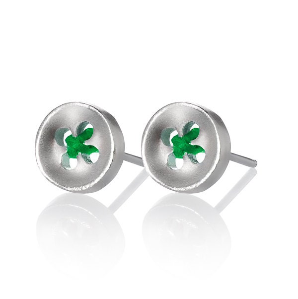 Knopf Ohrringe, Knopf, Wählen Sie Ihre Ohrringe Farbe, Ohrstecker, Silber Farbe Mini Handgemachte Bolzen von LiatWaldmanJewelry