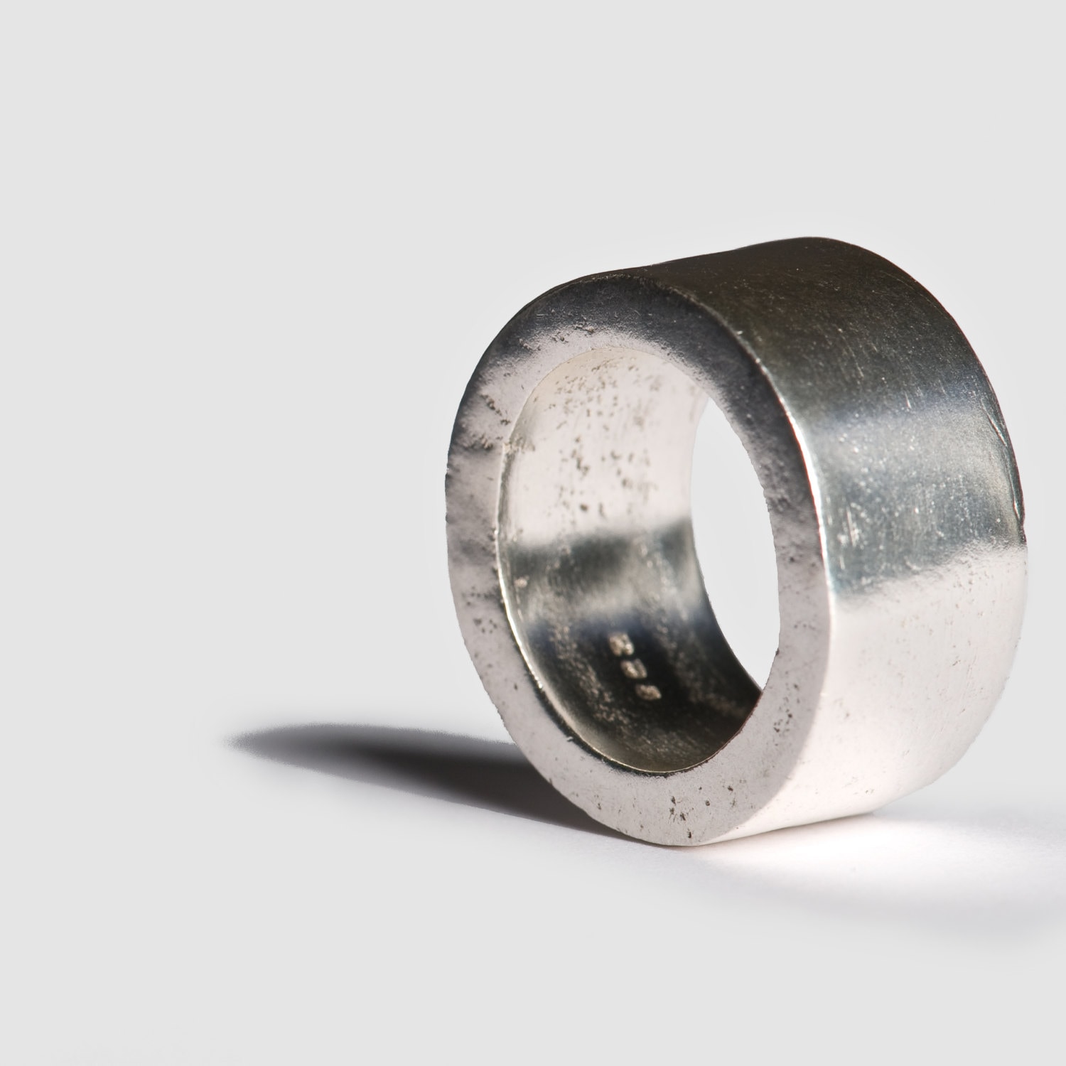 Schlichte Dicke Ehering , Breite Band Männer Sterling Silber Minimalist Schlichter von LiatWaldmanJewelry