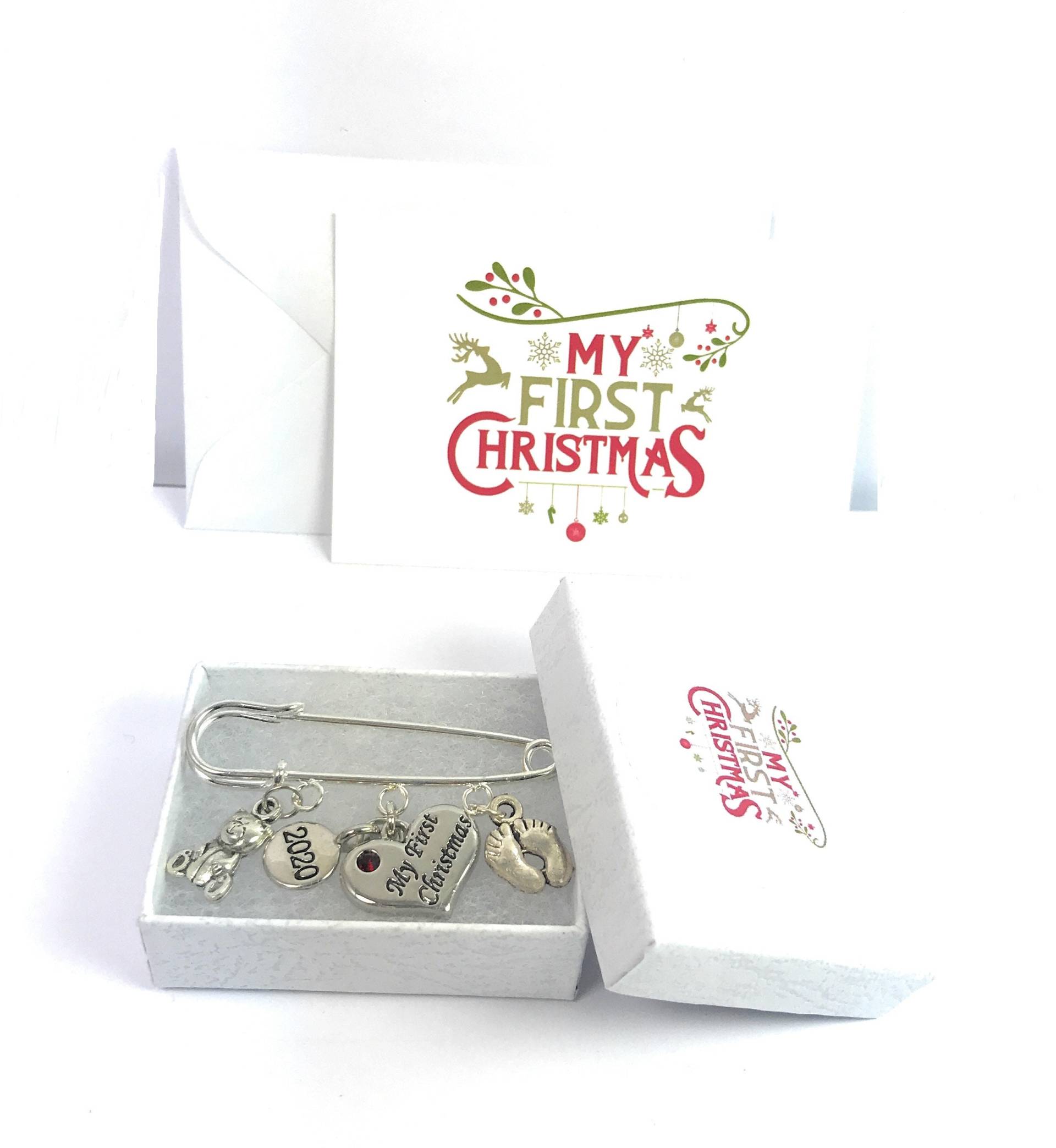 Mein Erstes Weihnachten 2020 Windel Pin Andenken Charms Mit Baby Füßen Und Teddybär Weihnachts-Geschenk-Karte von LibbysMarketPlace