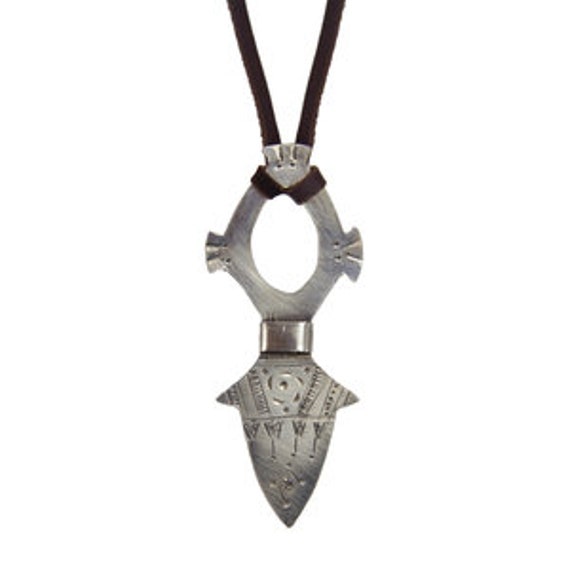 Tuareg Kreuz Halskette von Libbywillinghamdesig