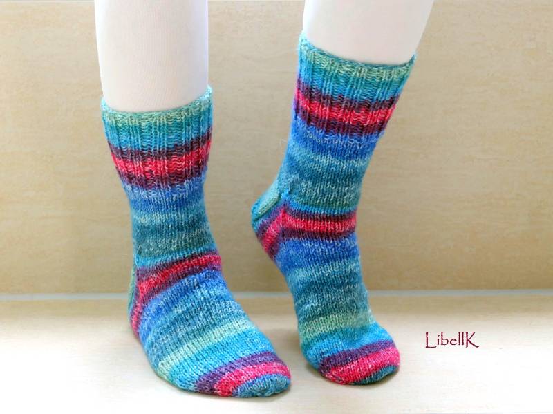 Gestrickte Socken Gr. 38/39 Blau Türkis Gestreift Handgestrickte Strümpfe Wolle von LibellK