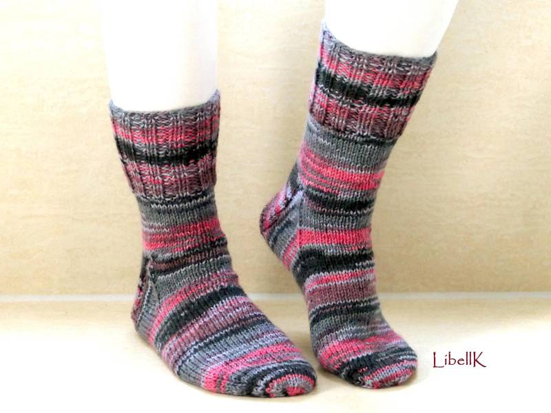 Gestrickte Socken Gr. 38/39 Mauve Altrosa Grau Handgestrickte Strümpfe Wolle von LibellK