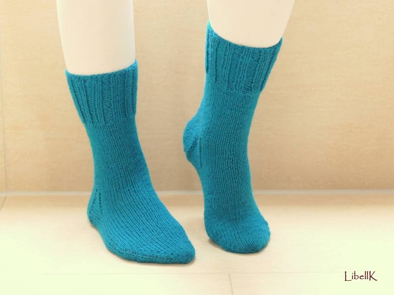 Gestrickte Socken Gr. 38/39 Petrol Lagune Uni Handgestrickte Strümpfe Wolle von LibellK