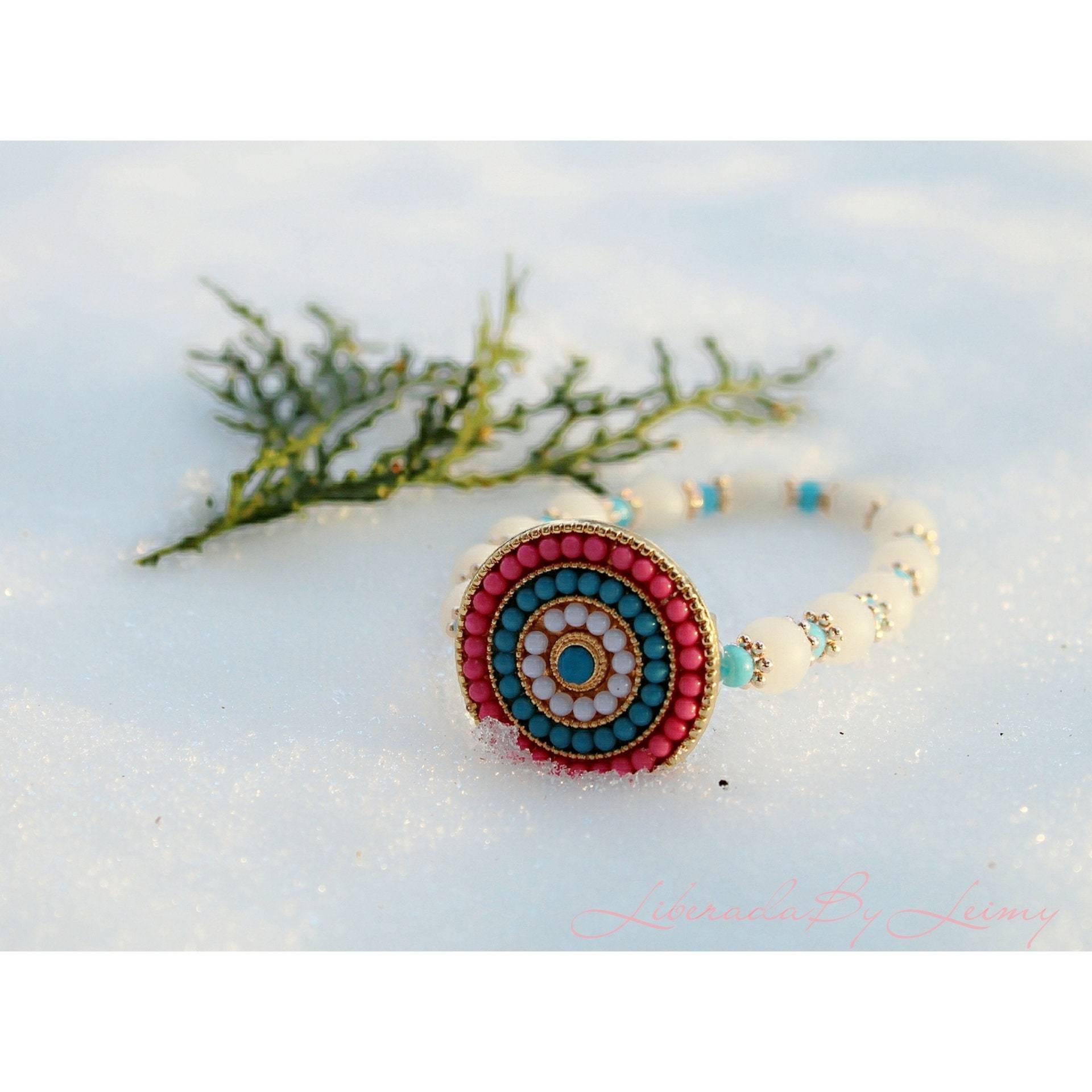 Frühling-Liebe-Armband Frühling-Liebe-Armband von LiberadaByLeimy