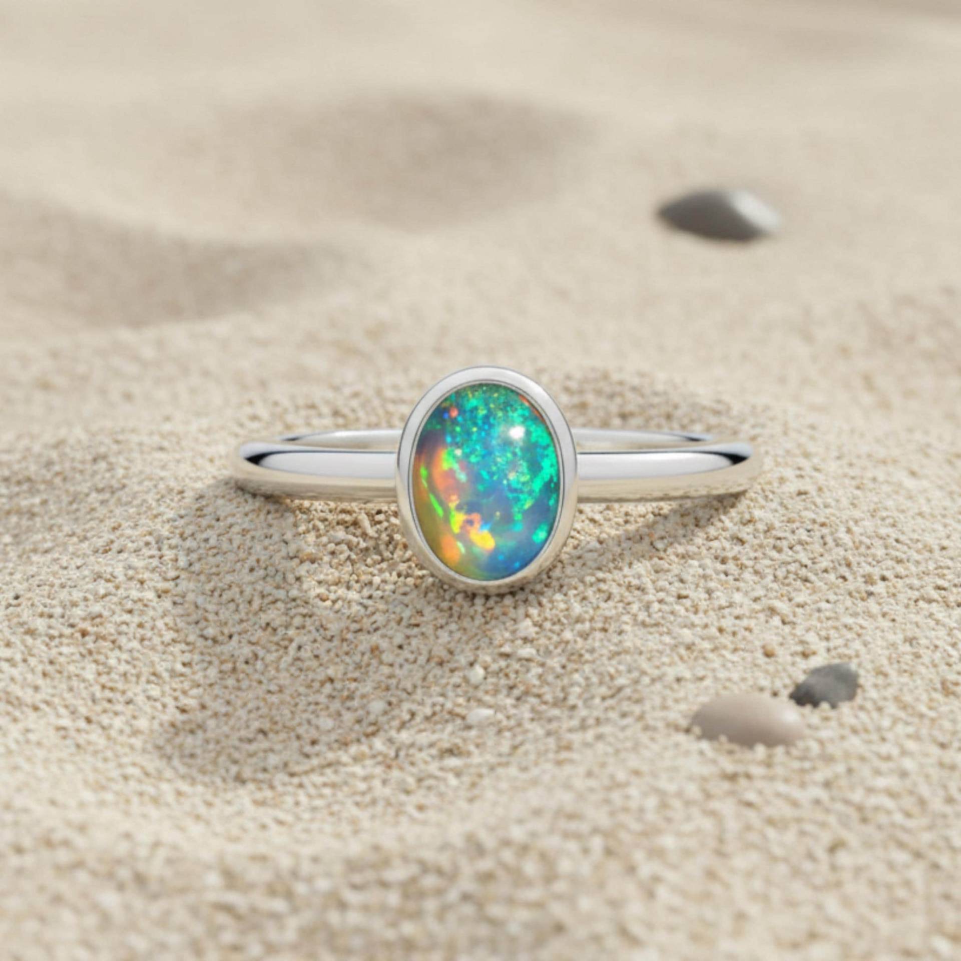 Opal Ring Damen - 925 Silber, Ovale Form & Feine Leuchtkraft, Ohrstecker, Ohrhänger von LibertyAngelsOpal
