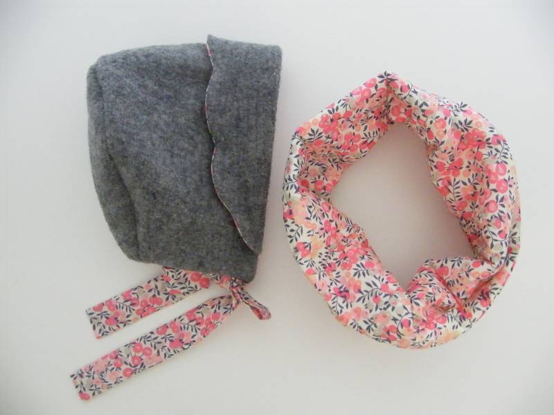 Béguin - Und Snood-Set Liberty Wiltshire Sweet Pea, Graue Gekochte Wolle 6/12/18 Monate 2/3/4 Jahre von LibertyCompagnie