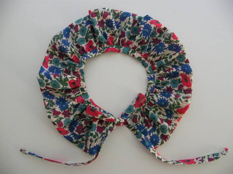 Kragen Pierrot Liberty Mohn Und Daisy, Barrette 2/4/6/8/10 Jahre von LibertyCompagnie