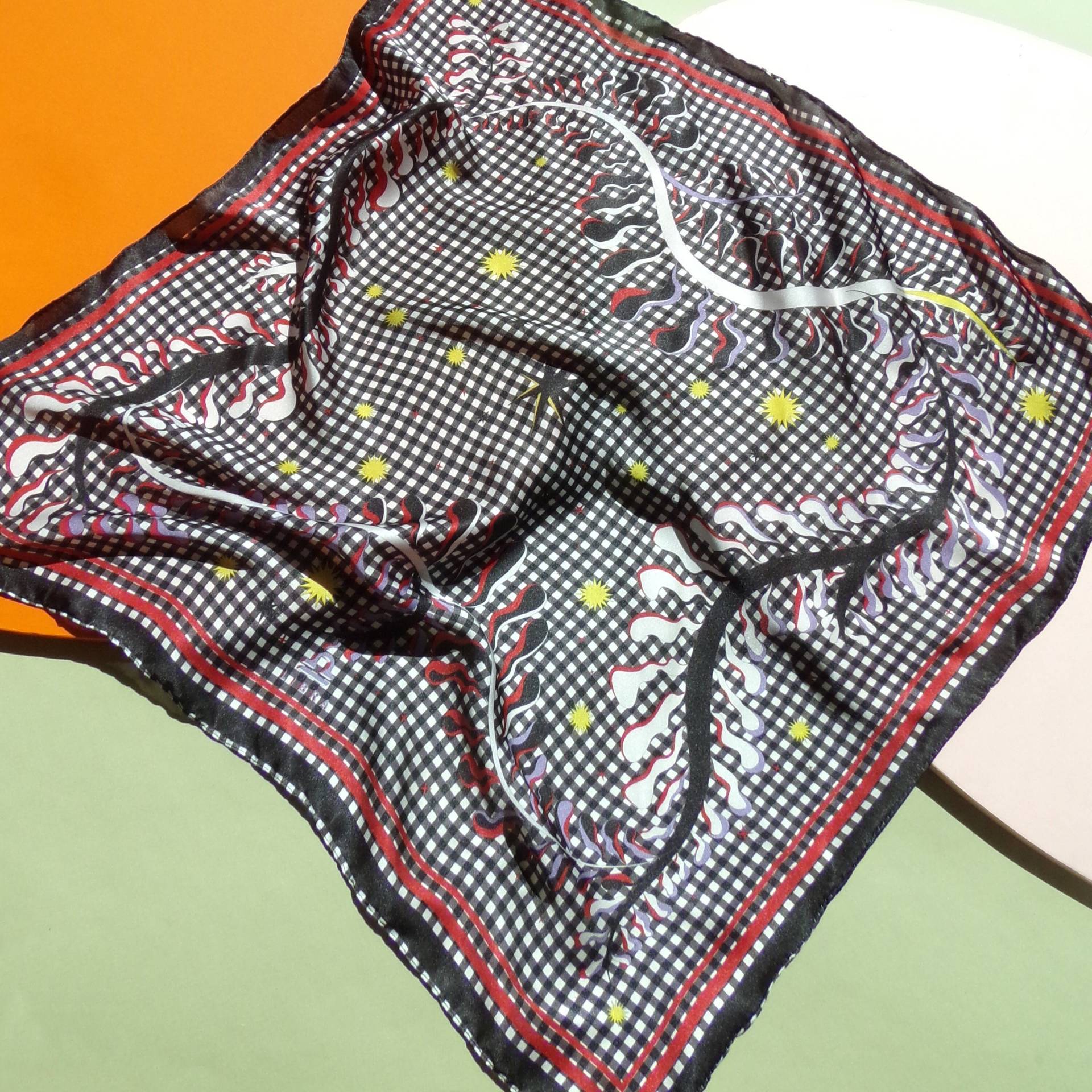 Vichy Schal Bandana Stirnband Mit Efeu Print Vichy Schal Bandana Stirnband Mit Efeu Print von LibraAr