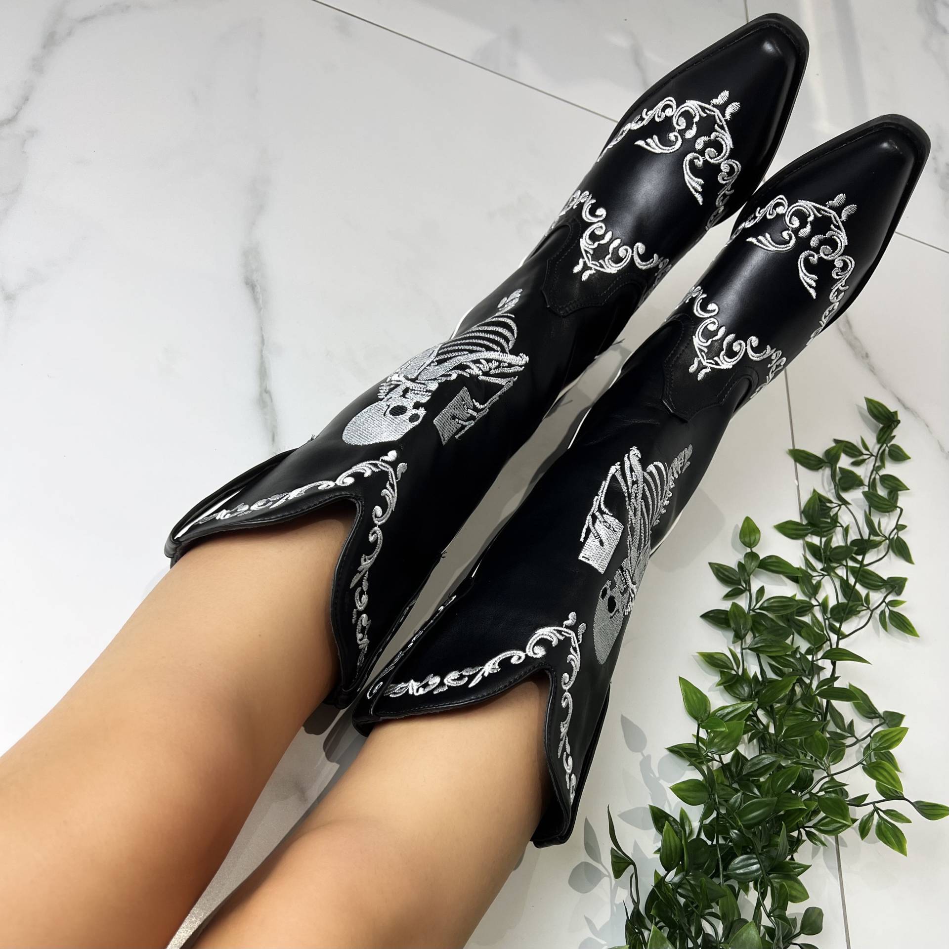 Cowboy Western Halloween Gothic Punk Schwarze Stiefel Cowboy Western Halloween Gothic Punk Schwarze Stiefel von LidiaSophia