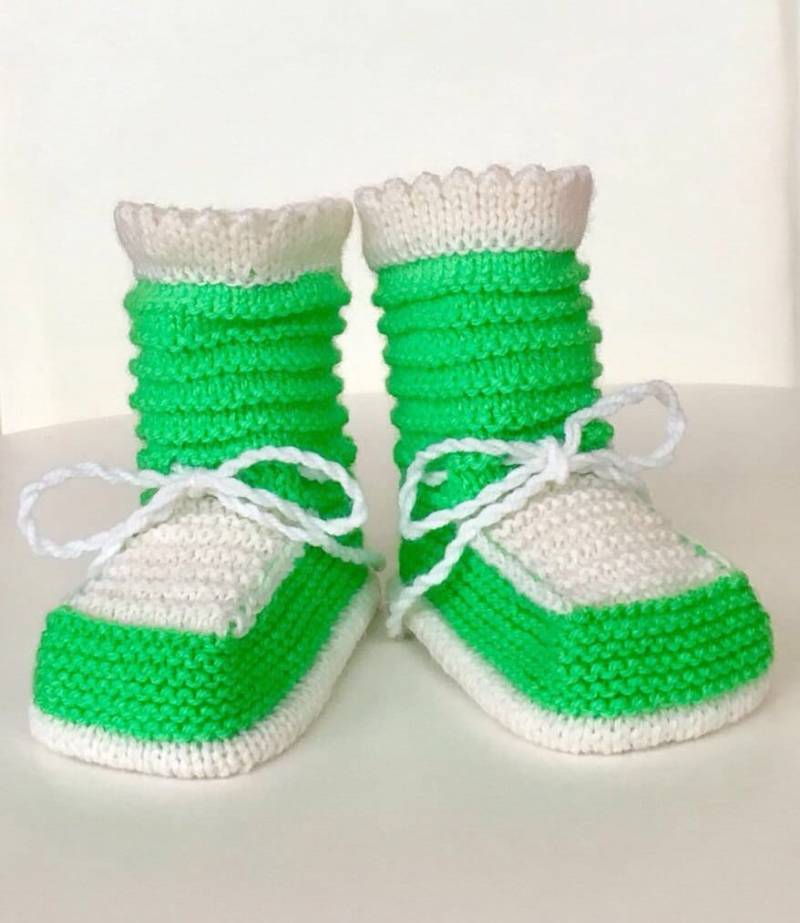 Baby Bootie Boho Strick-Booties Gestrickte Baby-Booties Stricken Jungen-Booties Baby-Ugg Stiefel Mädchen Baby-Geschenk Funky von LidiasKnits
