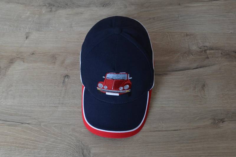 Base Cap Team "Käfer 1303 Cabriolet Königsrot" Bestickt von LiebeLachenLeben
