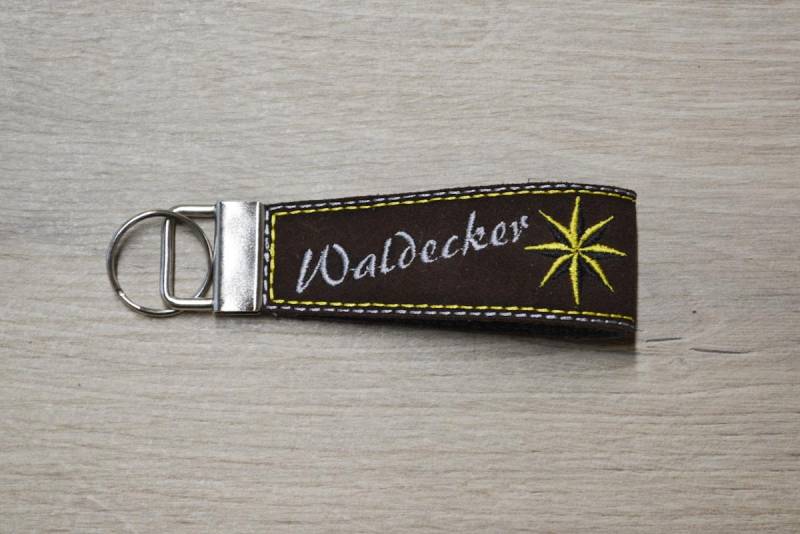 Schlüsselanhänger Leder "Waldecker" Mit Waldecker Stern Schlüsselanhänger Leder "Waldecker" Mit Waldecker Stern von LiebeLachenLeben