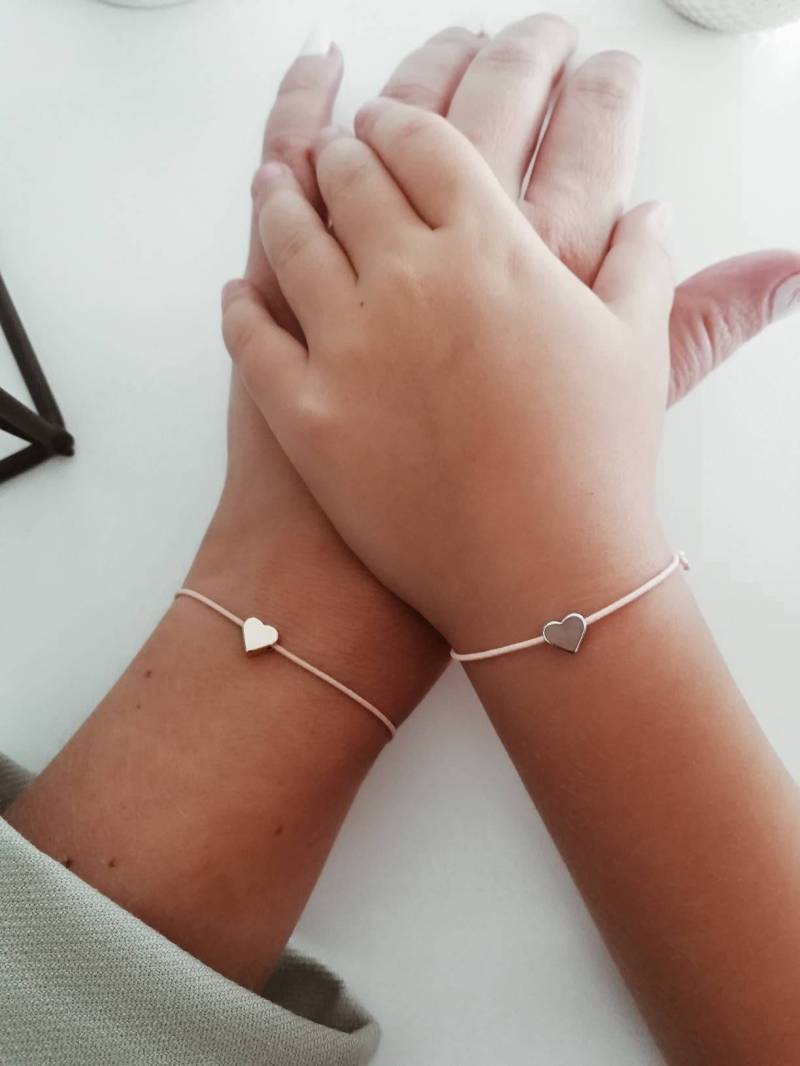 2 Armbänder Set, Twinning, Mutter-Tochter, Beste Freundin, Schwestern, Partnerarmband, Stretch Herz Armband, Gold, Rosegold Oder Silber von Liebeliin