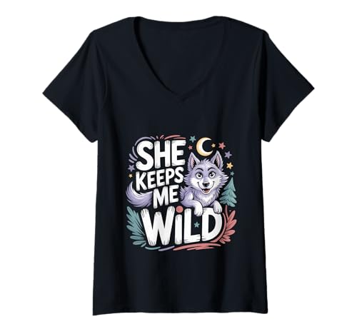 Damen She Keeps Me Wild Romantischer Partner Ehemann Freund - T-Shirt mit V-Ausschnitt Damen She Keeps Me Wild Romantischer Partner Ehemann Freund - T-Shirt mit V-Ausschnitt von Liebesabenteuer Freund Ehemann
