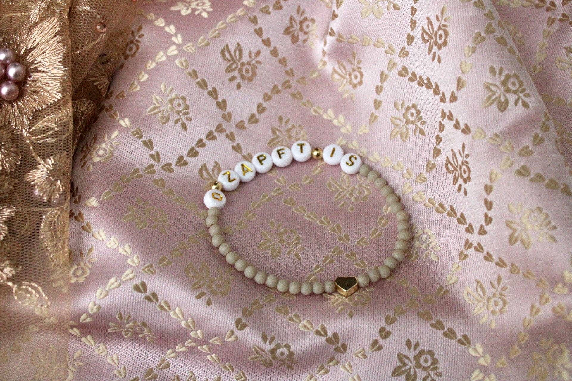 Perlenarmband Oktoberfest Style Perlenarmband Oktoberfest Style von Lieblichbaendchen