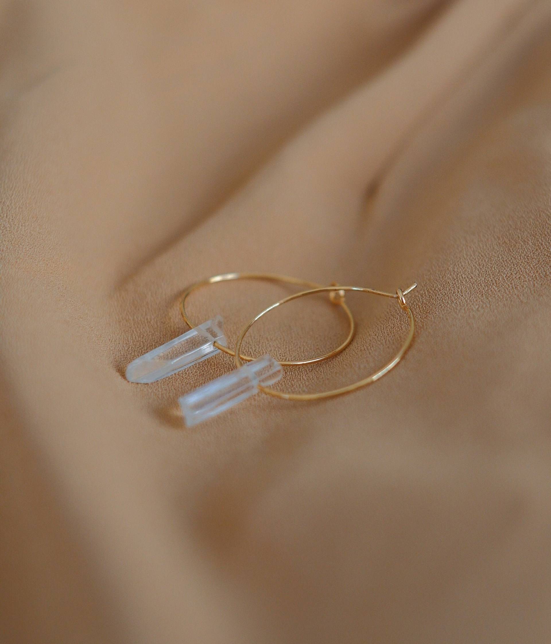 Creolen Mit Bergkristall - Gold Edition Creolen Mit Bergkristall - Gold Edition von LieblingArtpieces
