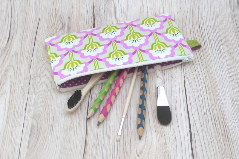 Schlamperl Aus Stoff Mit Retro-Blumen von Lieblingsbeutel