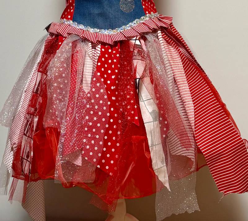 Fetzen Rock/Lappen Größe 38-44 - Außergewöhnlich Pink Türkis Der Hingucker Verrückt in Köln Lieblingskostüm Incl. Petticoat von Lieblingskostuem