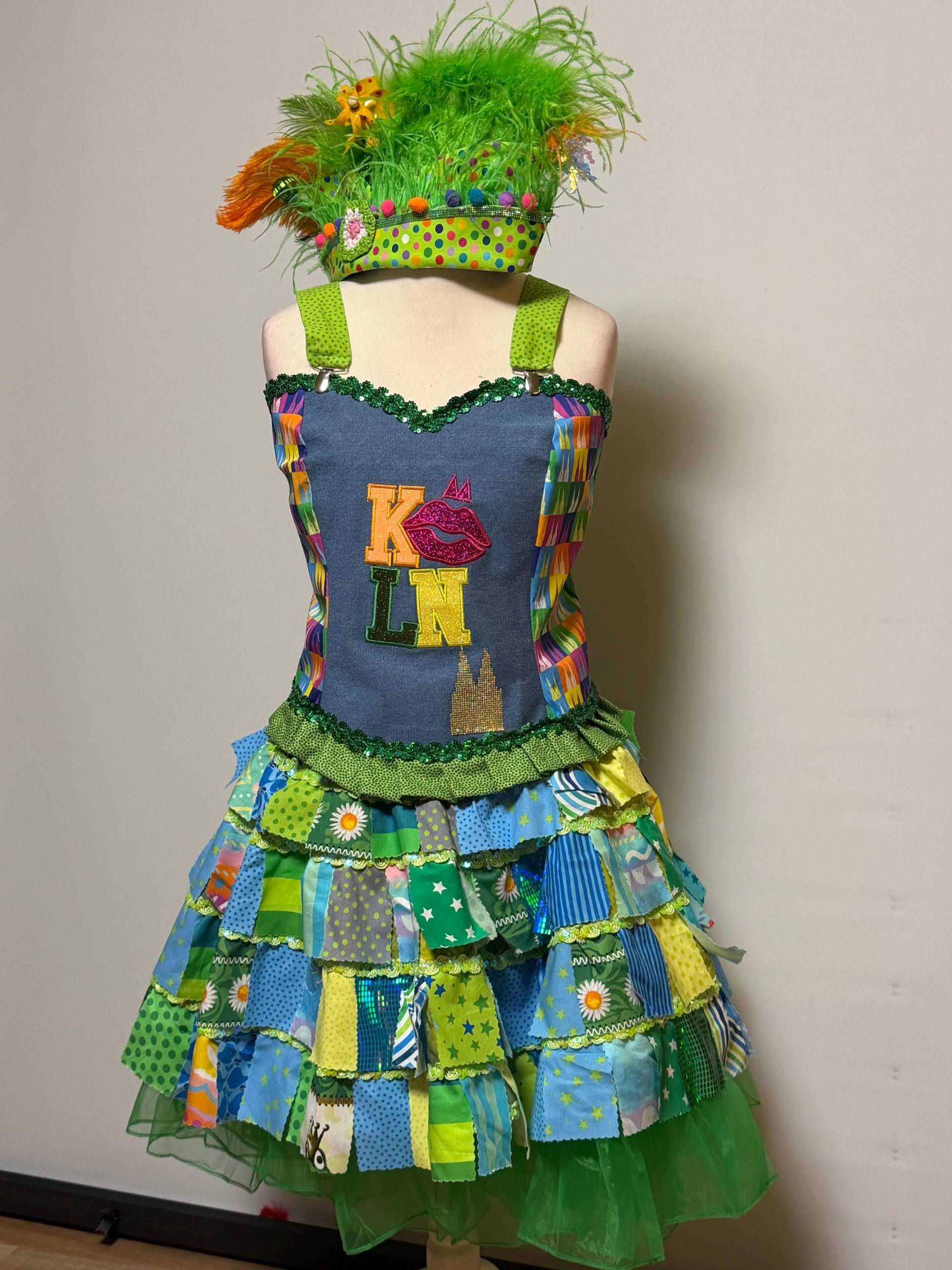 Köln Liebe Top Bustier - Gr. 36 -42 Elastisch Durch Bündchen Stoff Im Rücken. Der Hingucker. Ich Liebe Bunt. Lieblingskostüm von Lieblingskostuem