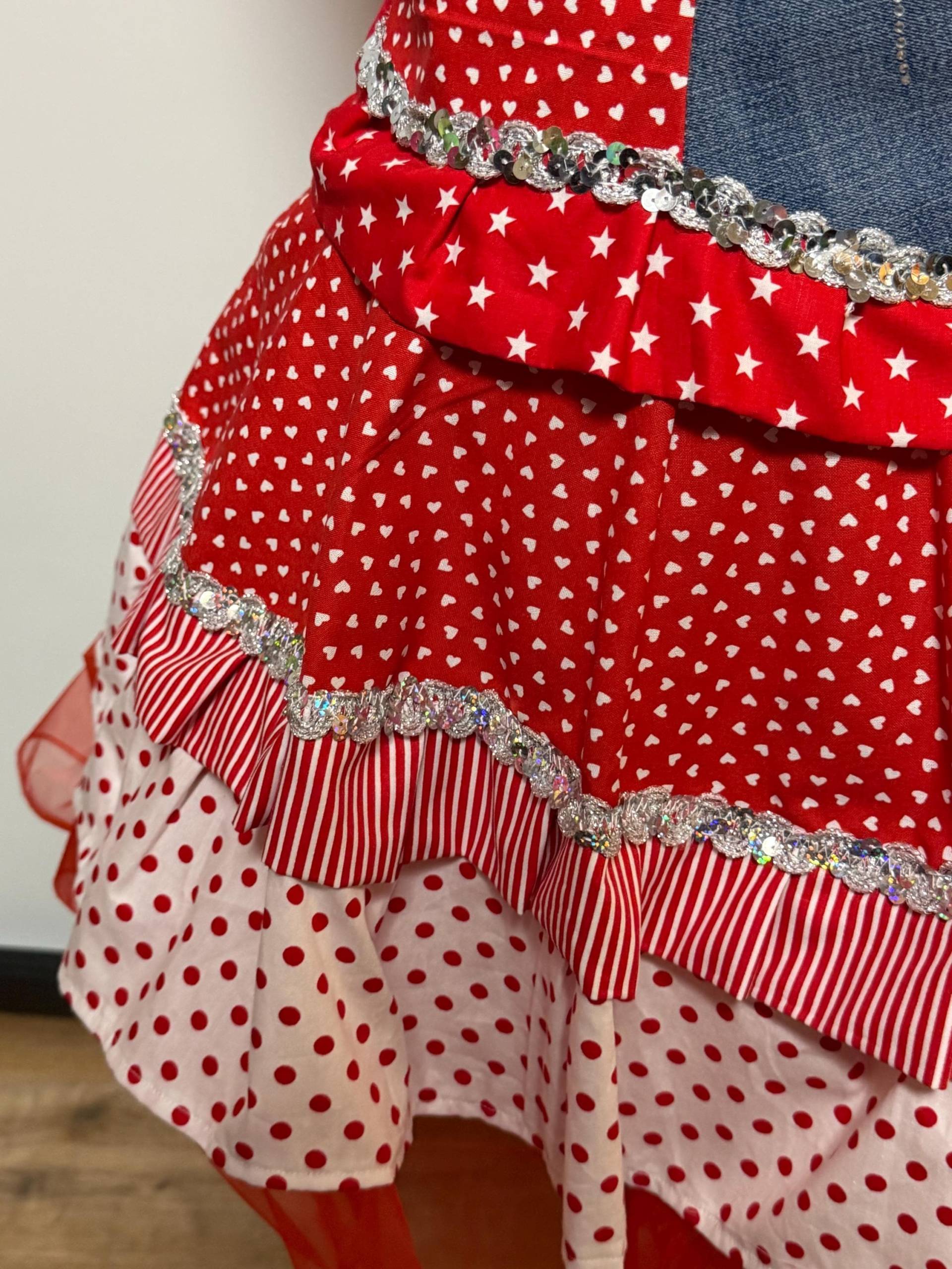 Tellerrock Köln Rock Größe 38-44 - Außergewöhnlich Rut Un Wiess Der Hingucker Verrückt in Lieblingskostüm Nur Der Rock von Lieblingskostuem