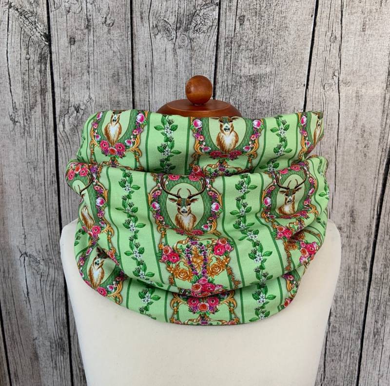 Doppel Loop Schal Fleece Kuschelschal - Hirsch Blumen Grün Neu von Lieblingsstueck4U