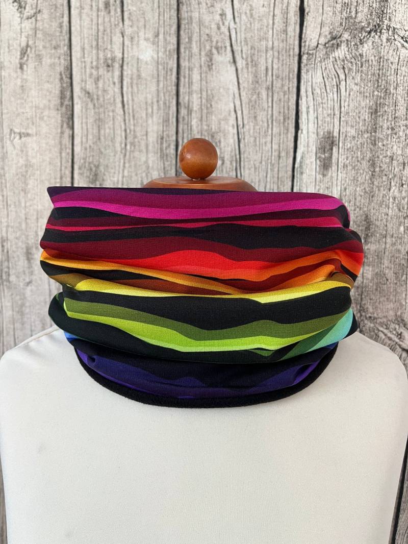 Loop Schal Fleece Kuschelschal - Wavy Stripes Streifen Regenbogen Schwarz Neu von Lieblingsstueck4U
