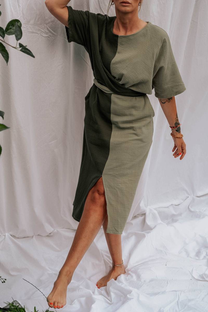 Kleid Gesa Oliv/Helloliv von Lieselocke