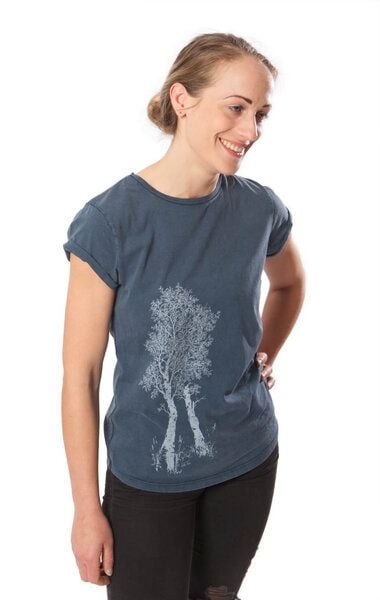 Life-Tree Shirt aus Biobaumwolle Fairwear für Damen "Birke" in Washed Blue/Washed Red/Washed Green von Life-Tree