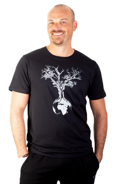 Life-Tree Shirt aus Biobaumwolle Fairwear für Herren "Weltenbaum" in Washed Green/Black/White von Life-Tree