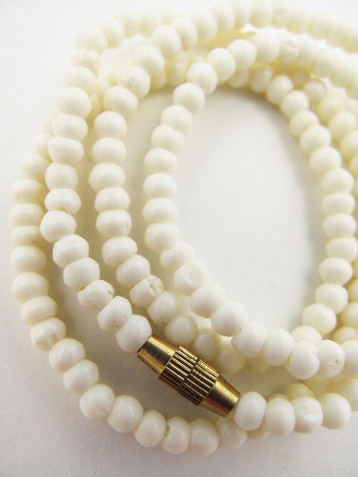 20"Wasserbüffel Knochen 3 Mm Perlenkette von LifeIsAGiftShop