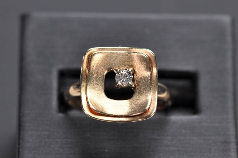 Zarter 585Er Goldring-Diamantring-Hochzeits - & Verlobungsring von LifeOfJewelry