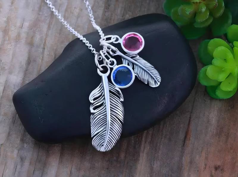 Federn Halskette Silber Feder Kleine Und Mittlere Größe Wählen Sie Seine Hers Birthstones Mutter Tochter Schwestern Halskette. Kette Aussuchen von LifeOfSilver