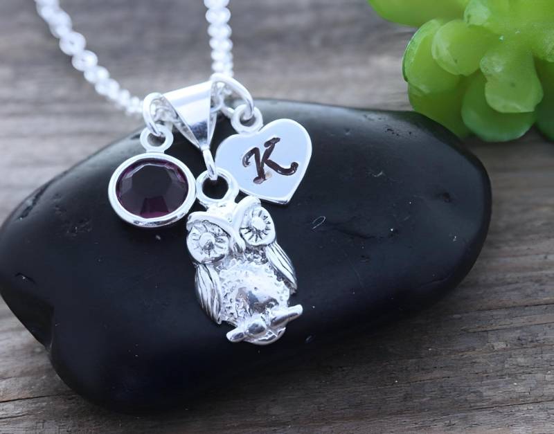 Kleine Sterling Silber Eule Halskette, Halskette Anfangs - Und Geburtsstein, Eulen Schmuck. Wählen Sie By Lifeofsilver von LifeOfSilver