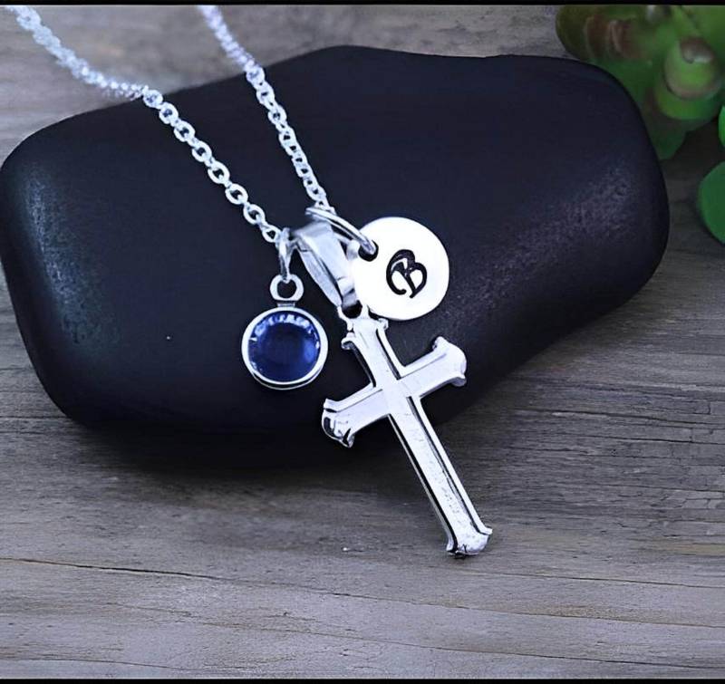 Kreuz Halskette, Sterling Silber Kleines Personalisierte Initial & Birthstone Taufe Geschenk Mädchen Erste Kommunion R-5131 von LifeOfSilver