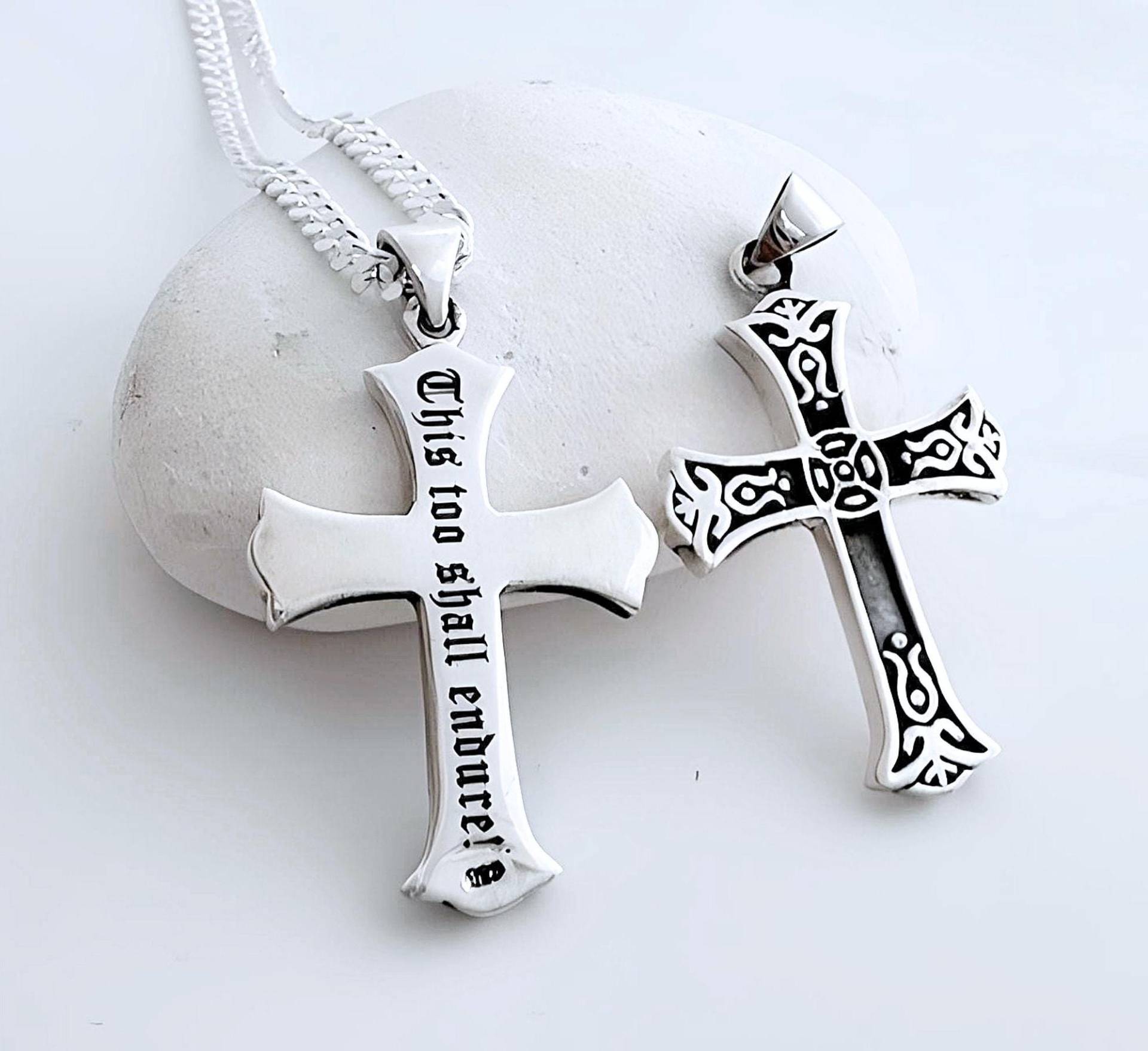 Personalisierte Sterling Kreuz Halskette Gravierte Fleur De Lis Halskette. Wählen Sie Dicke Kette Für Männer & Dünne Frauen. 279 Personalisierte Sterling Kreuz Halskette Gravierte Fleur De Lis Halskette. Wählen Sie Dicke Kette Für Männer & Dünne Frauen. 279 von LifeOfSilver