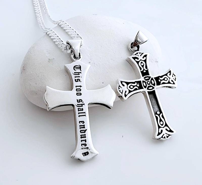 Personalisierte Sterling Kreuz Halskette Gravierte Fleur De Lis Halskette. Wählen Sie Dicke Kette Für Männer & Dünne Frauen. 279 Personalisierte Sterling Kreuz Halskette Gravierte Fleur De Lis Halskette. Wählen Sie Dicke Kette Für Männer & Dünne Frauen. 279 von LifeOfSilver