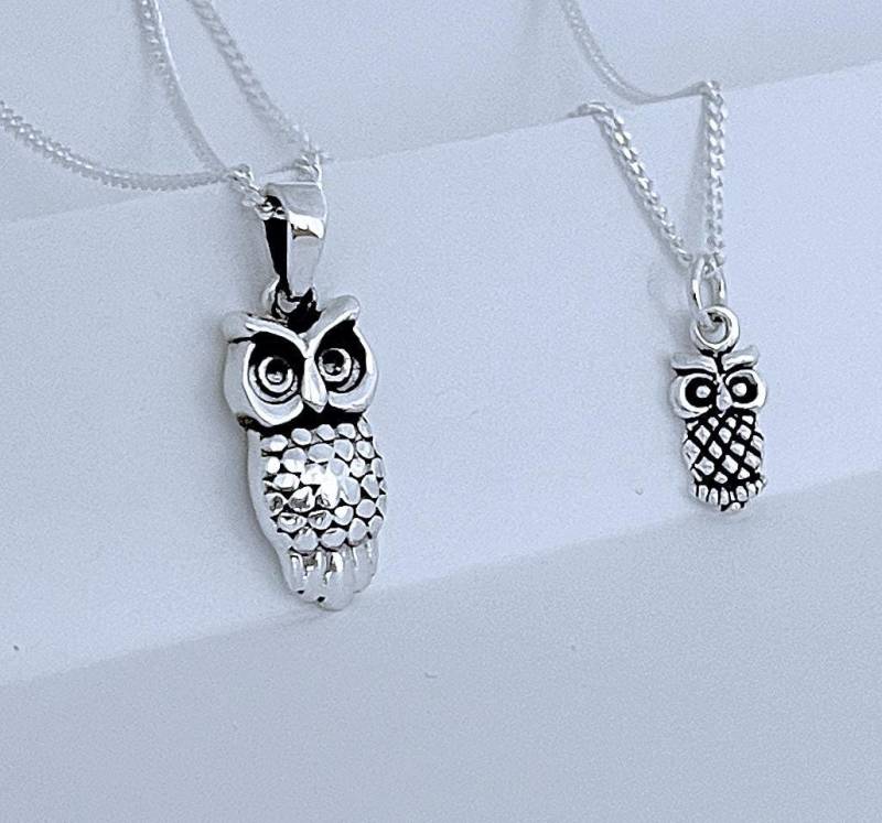 Set Von 2 Eulen Mit Sterling Silber Halsketten. Mutter Und Tochter. Lifeofsilver von LifeOfSilver