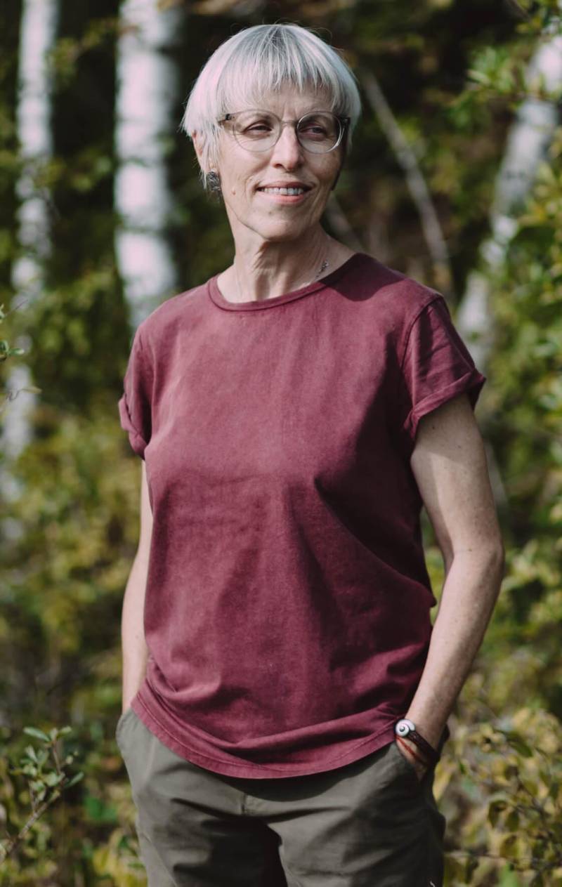 Damen Basic Shirt Washed Red Aus Biobaumwolle/T-Shirt Organic Cotton Tree Of Life von LifeTreeDE